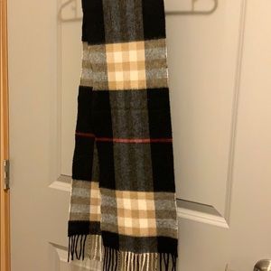 Burberry Scarf-new